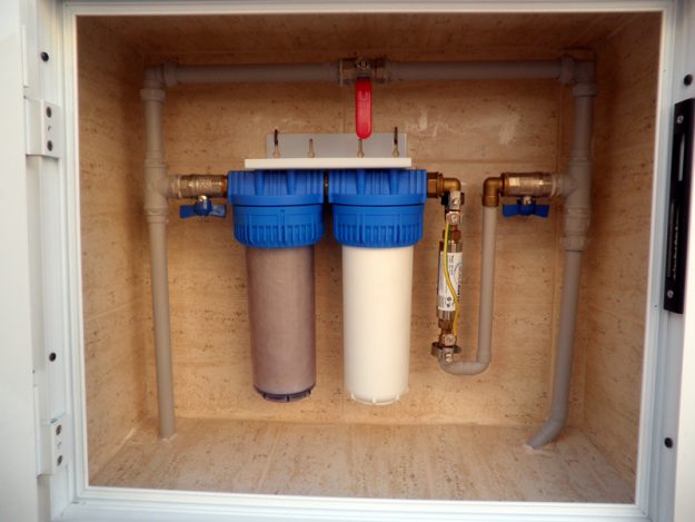 Mfar scalebuster con descalcificador D15 y 2 filtros carbón y sedimentos