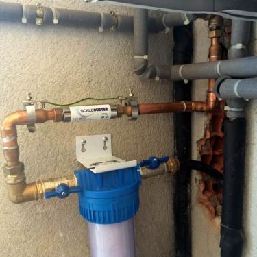 Descalcificador D12 con filtro previo Descalcificador D12 con filtro previo